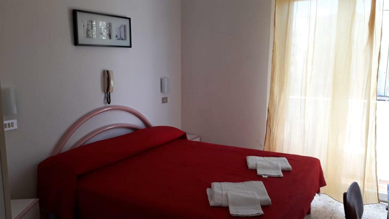 Hotel Rosa Rimini Eksteriør bilde